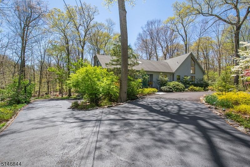 1 Smoke Rise Rd, Kinnelon, NJ 07405 Zillow