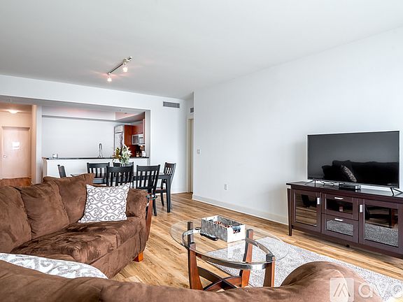 5th image of 3000 Oasis Grand Blvd APT 2706