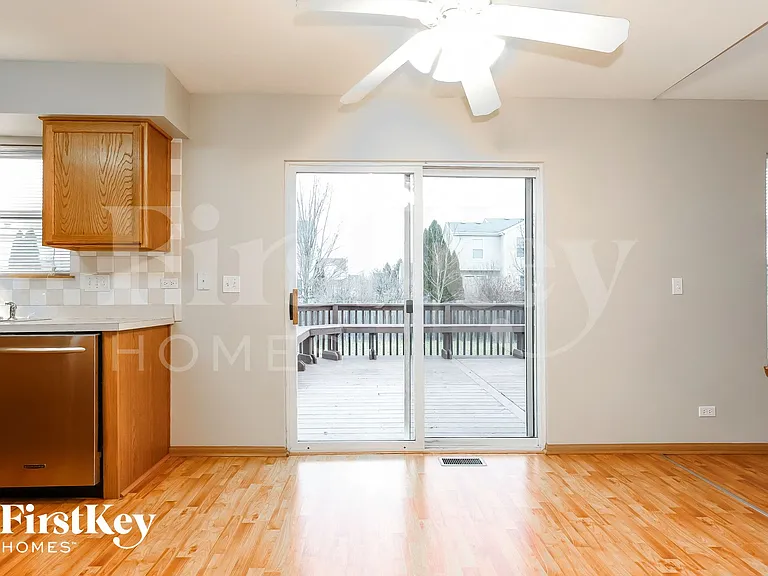 11730 Niagra Ln — Photo 4