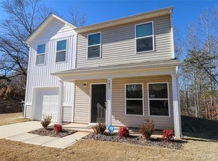 131 Mountain Crest Dr, Statesville, NC 28625