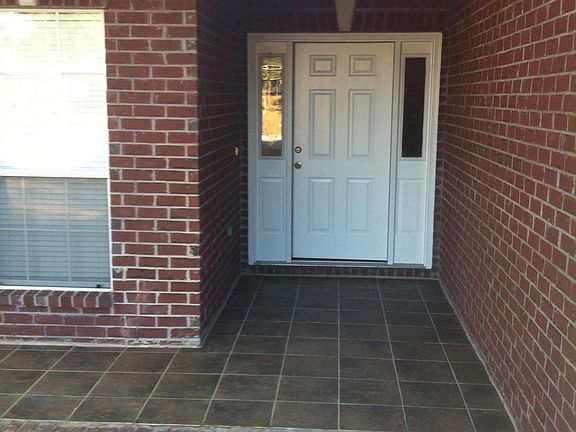 Keystone Accents over windows and doors