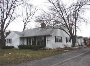 2424 Waldron Rd, Kankakee, IL 60901