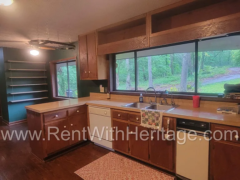 1050 Flamingo Dr — Photo 22