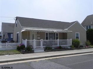 8204 Monmouth Ave, Margate, NJ 08402