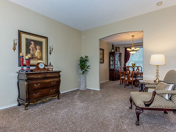 5th image of 3111 NE 170th Pl
