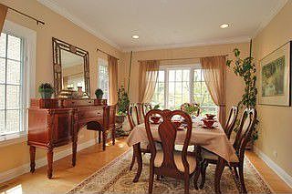 5th image of 64 Sheldon Ln