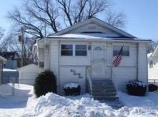 325 Webb St, Calumet City, IL 60409