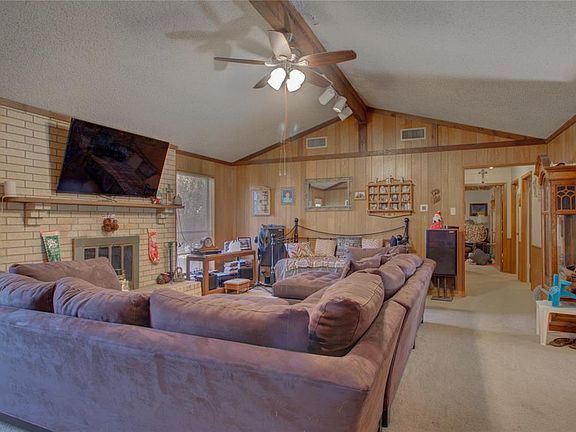 4th image of 2017 Ashland Dr