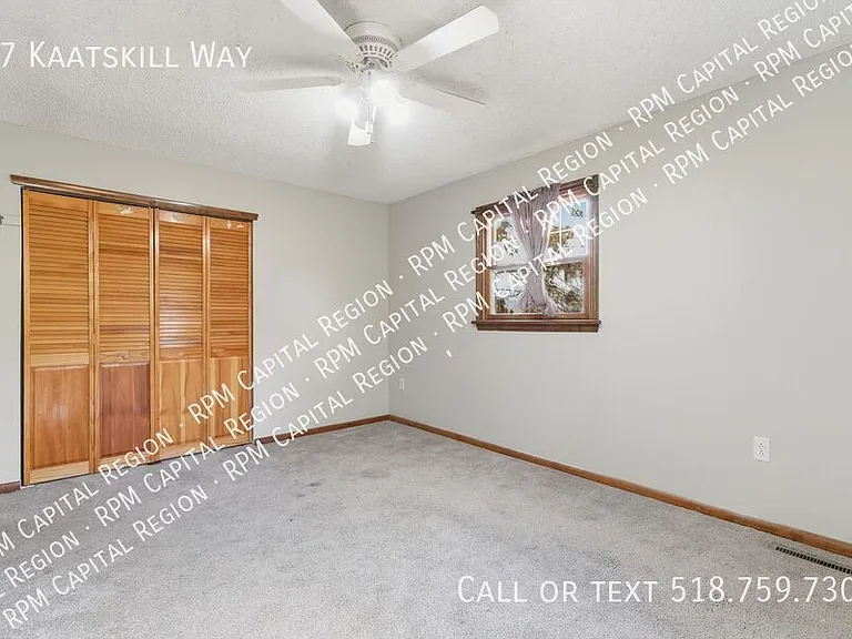 37 Kaatskill Way — Photo 15