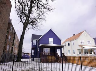 320 N Menard Ave, Chicago, IL