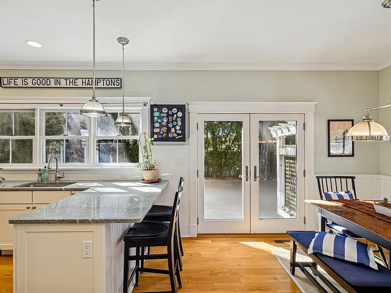 38 Baycrest Ave — Photo 8