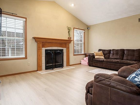 5th image of 6511 Weaver Rd