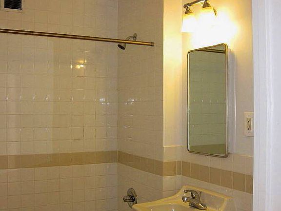 5th image of 130 W 112th St #4G