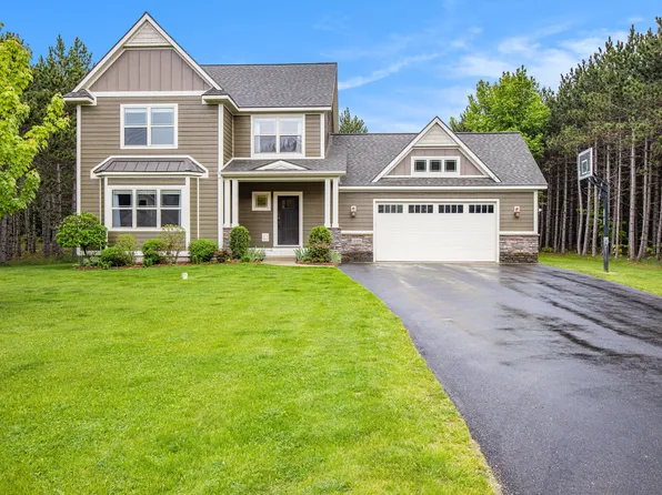 10468 Fencepost Ln, Traverse City, MI 49685