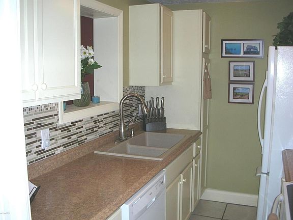 3rd image of 55 Sea Park Blvd APT 612