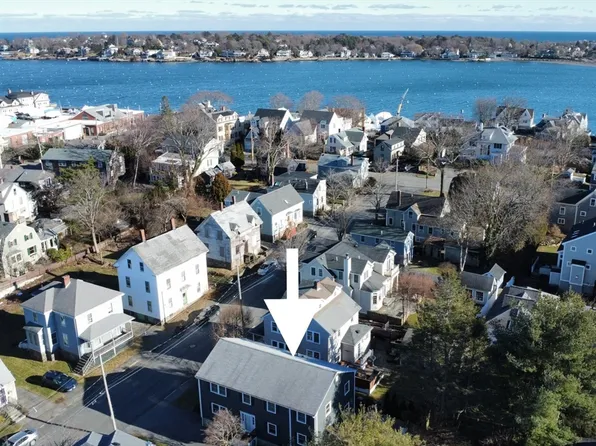 29 Central St #1, Marblehead, MA 01945