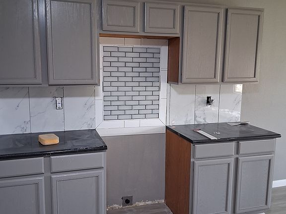 3rd image of 11916 Balliol Ln