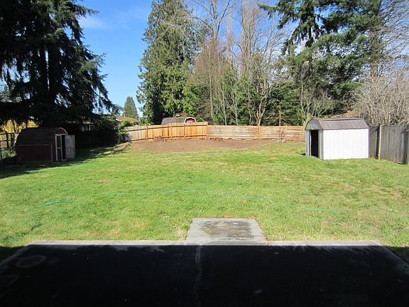 4th image of 4621 192nd St SW
