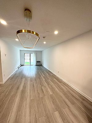 4th image of 13-36 Robin Ln #70-L