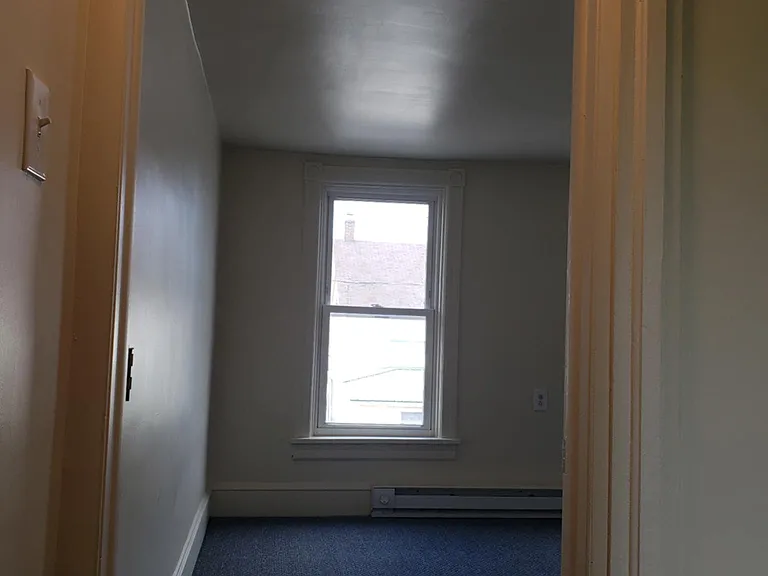887 Peace St — Photo 28