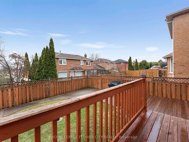 124 Candy Cres — Photo 36