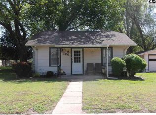 326 Justice St, Hutchinson, KS 67501