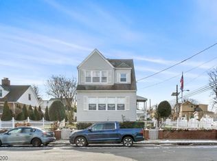 43 Wallace St, Belleville, NJ 07109