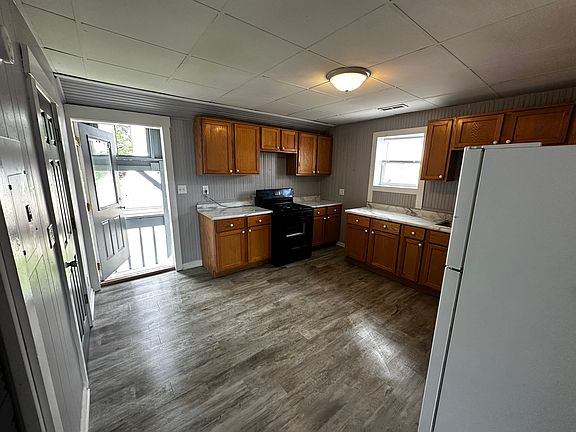 5th image of 106 W Comanche Ave #2E
