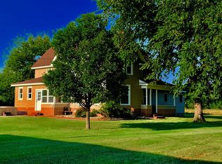 2208 C Rd, Garfield, KS 67529