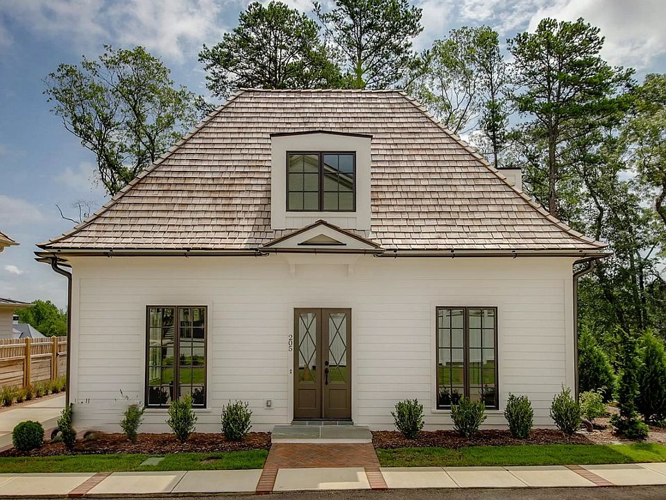 1st image of 205 Tollison Dr