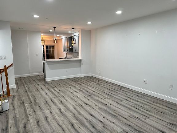 3rd image of 1550 Northern Neck Dr APT 102