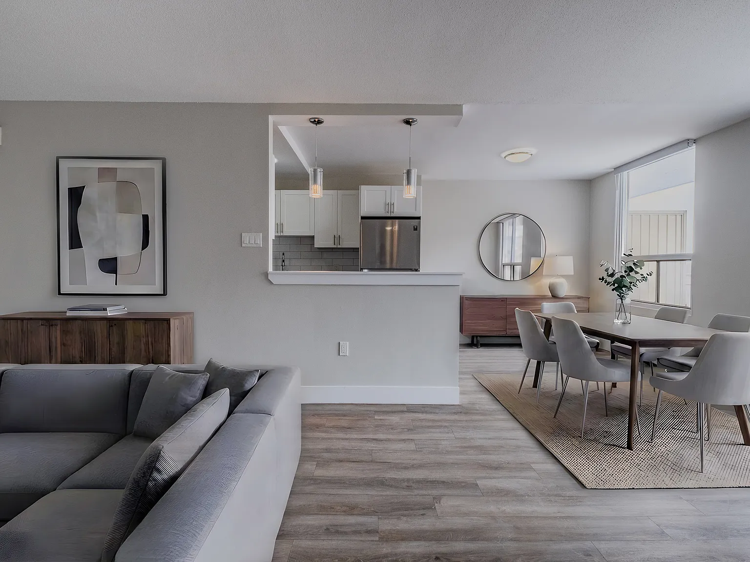 Royal Oak Terrace — Photo 3
