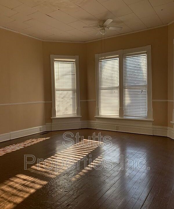 2nd image of 520 N Poplar St APT A-1
