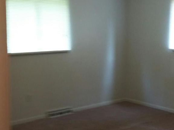 3rd image of 4321 Clairton Blvd