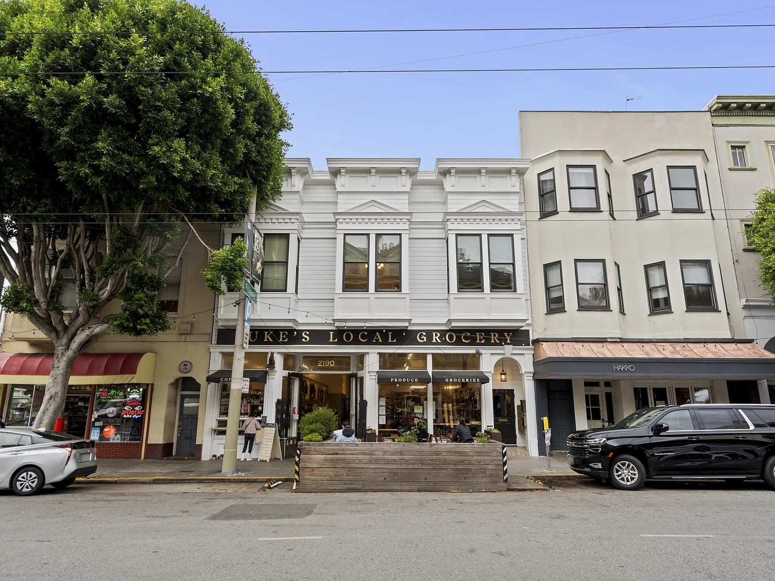 SROs at 2186 Union Street — Photo 4