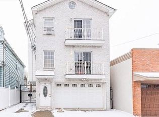 64 Thorne St #1, Jersey City, NJ 07307