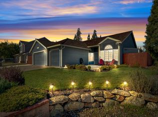 2211 Longview Dr, Roseville, CA 95747