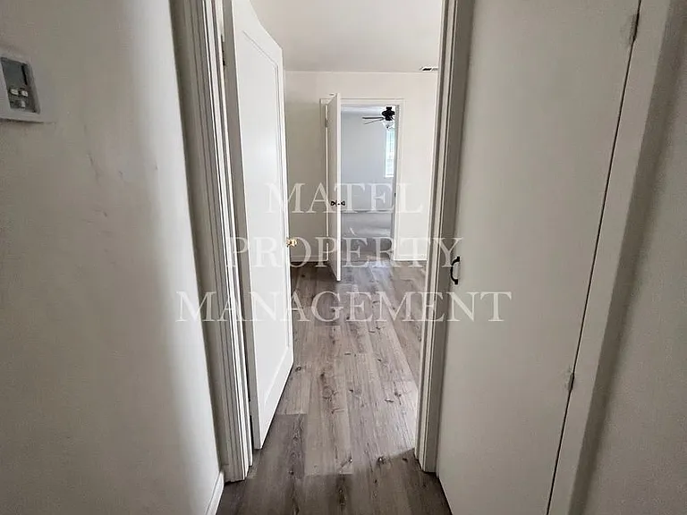 548 Esgar Ave — Photo 10