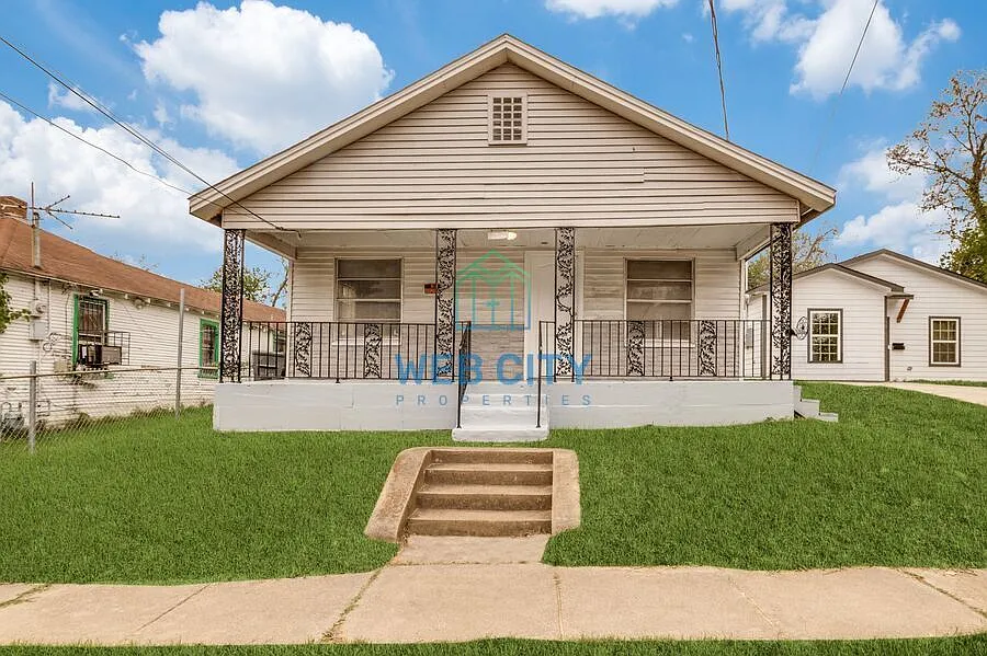 Coming Soon! 3 Bed 1 Bath House In Dallas Tx! — Photo 1