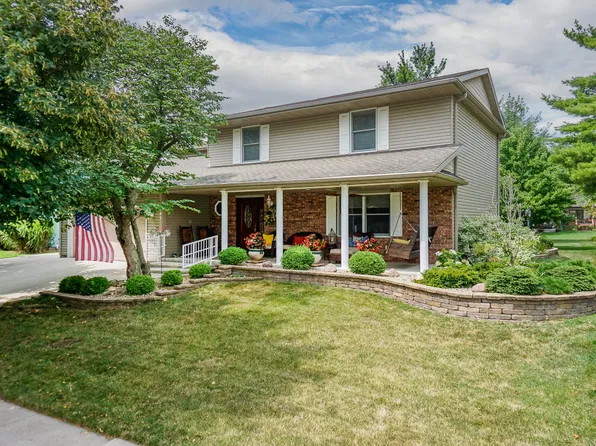 601 Cheshire Dr, Bloomington, IL 61704