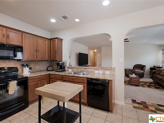 4th image of 728 Guna Dr