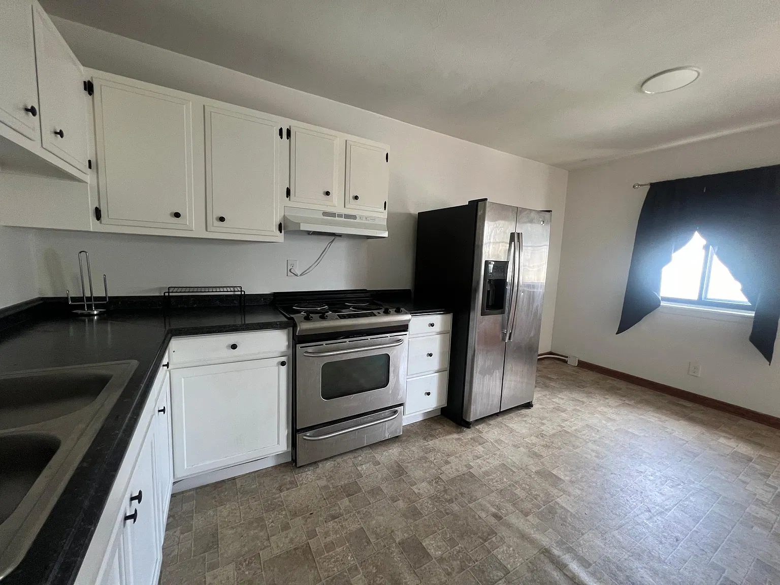 2600 Omohundro Ave — Photo 3