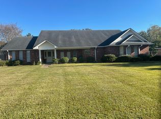 5241 Raphael Dr, Alexandria, LA 71303