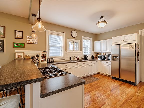 5th image of 21 Rundel Park Unit 2