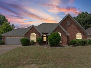 4675 Alden Lake Dr E, Horn Lake, MS 38637