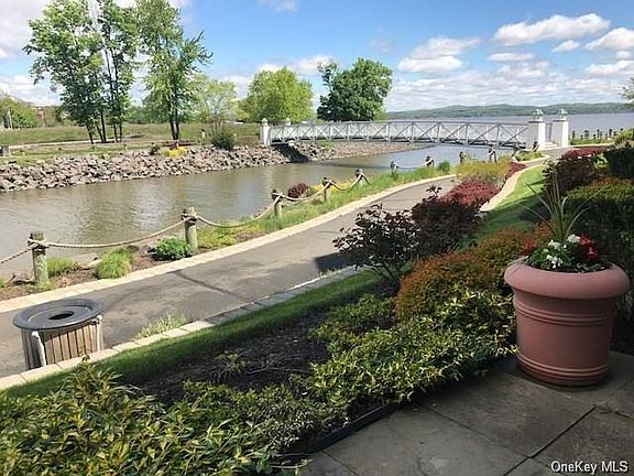 4th image of 22 Lagoon Ln