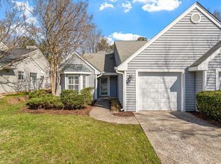 113 Duchess Ln, Chapel Hill, NC 27517