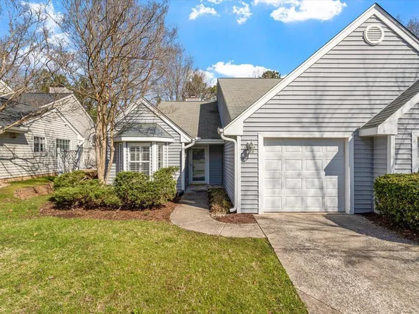 113 Duchess Ln, Chapel Hill, NC 27517