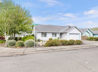 256 Cypress St, Sutherlin, OR 97479