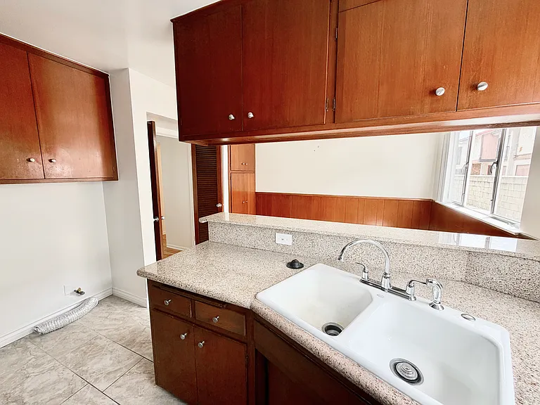 800 Arcadia Ave — Photo 19